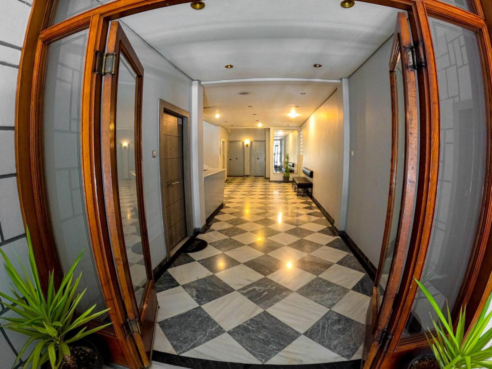 Comfortable Apt, Next To Archeological Museum! Афины Экстерьер фото